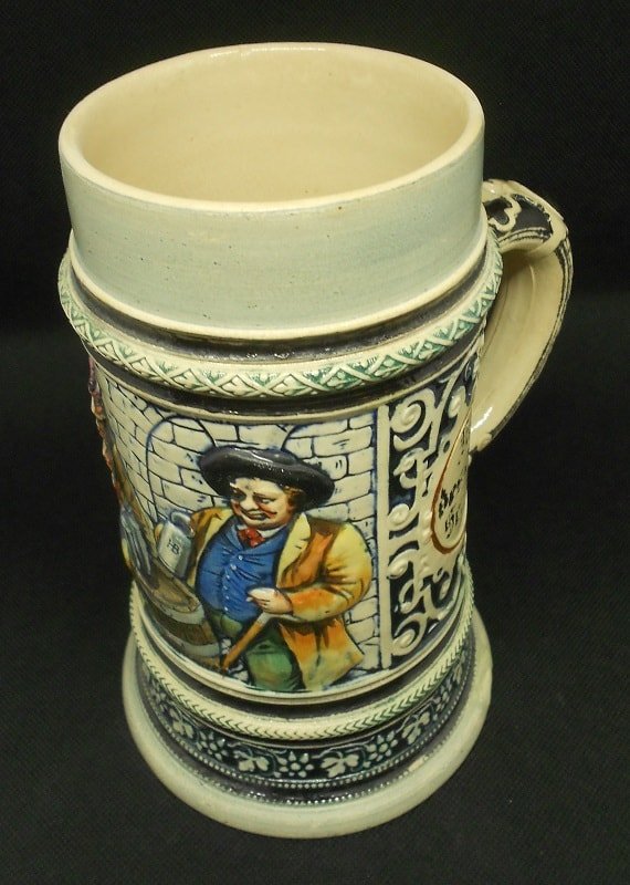 German Relief Beer Stein Typical Bavarian Brewery Beer House Scene 0,5 L / 16.9 Fluid Ounces - Image 4
